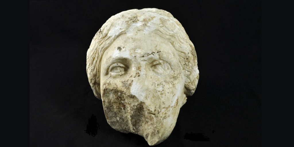 Testa di statua femminile I sec. d.C.