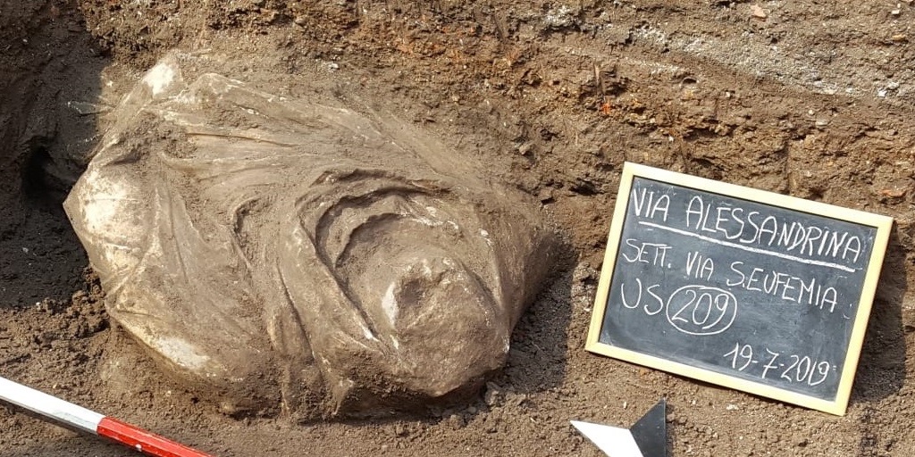 Ritrovato nello scavo di via Alessandrina busto di guerriero Dace