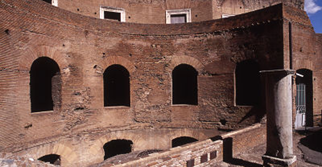 una veduta dell&#039;area del Piccolo Emiciclo dei Mercati di Traiano