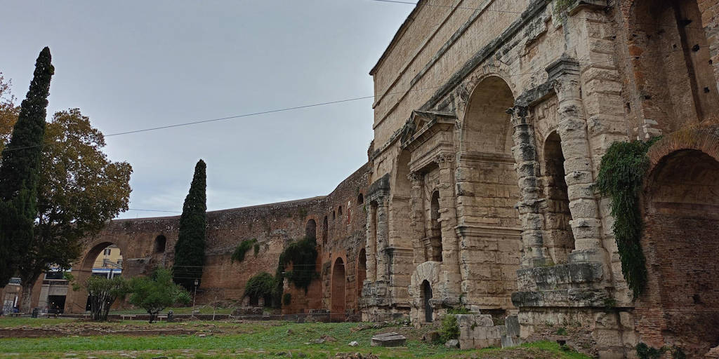 Duemila anni di storia attorno a Porta Maggiore Duemila anni di storia attorno a Porta Maggiore