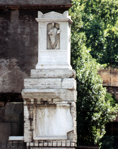 Sepolcro di Sulpicio Massimo