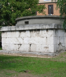 Sepolcro di largo Talamo Sepolcro di largo Talamo