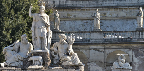 Complesso architettonico a Piazza del Popolo