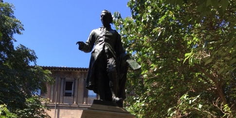 Monumento a Nicola Spedalieri Monumento a Nicola Spedalieri