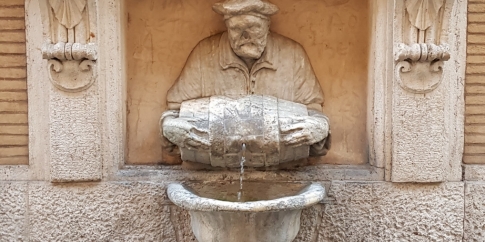 Fontana del facchino