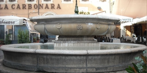 Fontana in Campo de’ Fiori