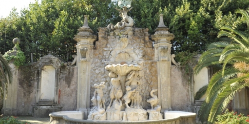 Villa Sciarra, fontana dei satiri