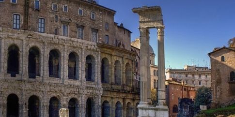 Area del teatro di Marcello: il teatro e le colonne del tempio di Apollo Sosiano