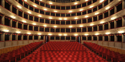 M. Di Ianni, La sala del Teatro Argentina, Sovrintendenza Capitolina, Archivio Monumenti Medievali, Moderni e Contemporanei. M. Di Ianni, La sala del Teatro Argentina, Sovrintendenza Capitolina, Archivio Monumenti Medievali, Moderni e Contemporanei.
