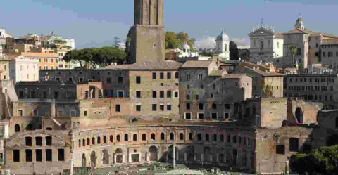 Il Grande Emiciclo visto da via dei Fori Imperiali