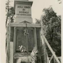 Posizionamento del Leone di Giuda sul Monumento ai Caduti di Dògali, 1937