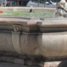 La fontana in piazza Colonna, particolare delle lesene con protomi leonine