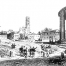 La piazza con la fontana ed il fontanile (sulla sinistra) in un disegno di P.Benoist (1870)