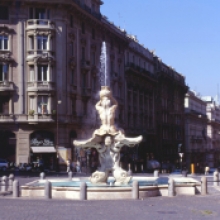 La Fontana del Tritone vista da via Barberini