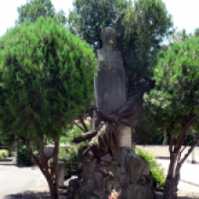 Monumento funerario di Giuseppe Avezzana